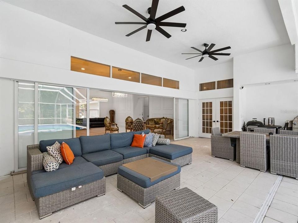 Activo con contrato: $1,600,000 (5 camas, 5 baños, 4200 Pies cuadrados)