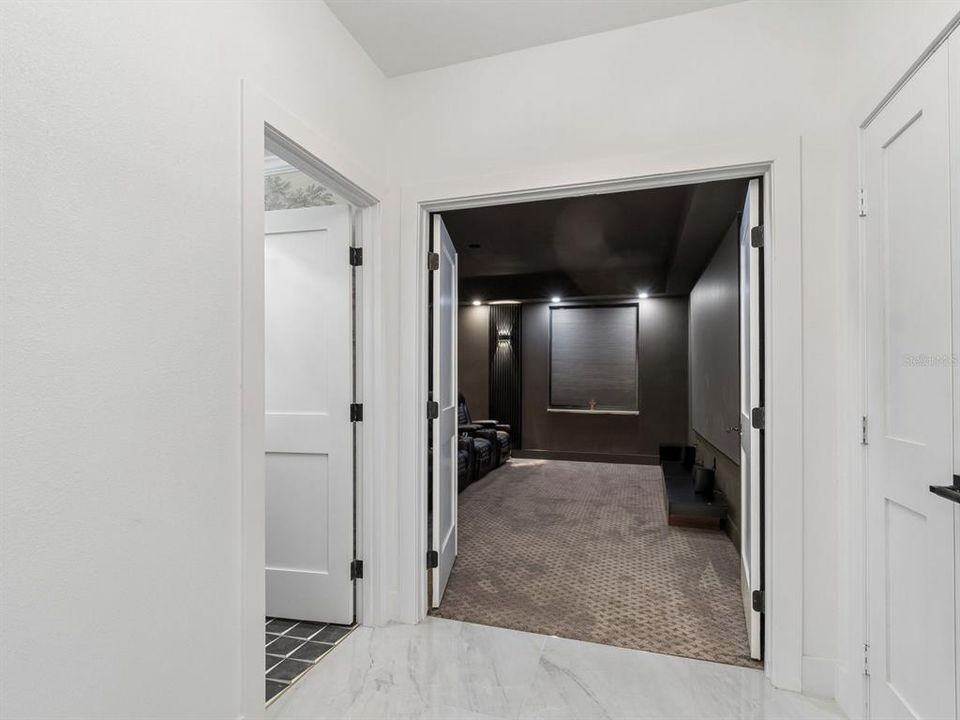 Activo con contrato: $1,600,000 (5 camas, 5 baños, 4200 Pies cuadrados)