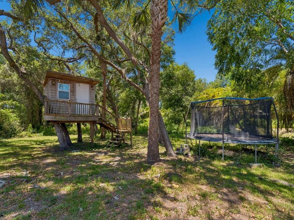 Activo con contrato: $1,600,000 (5 camas, 5 baños, 4200 Pies cuadrados)