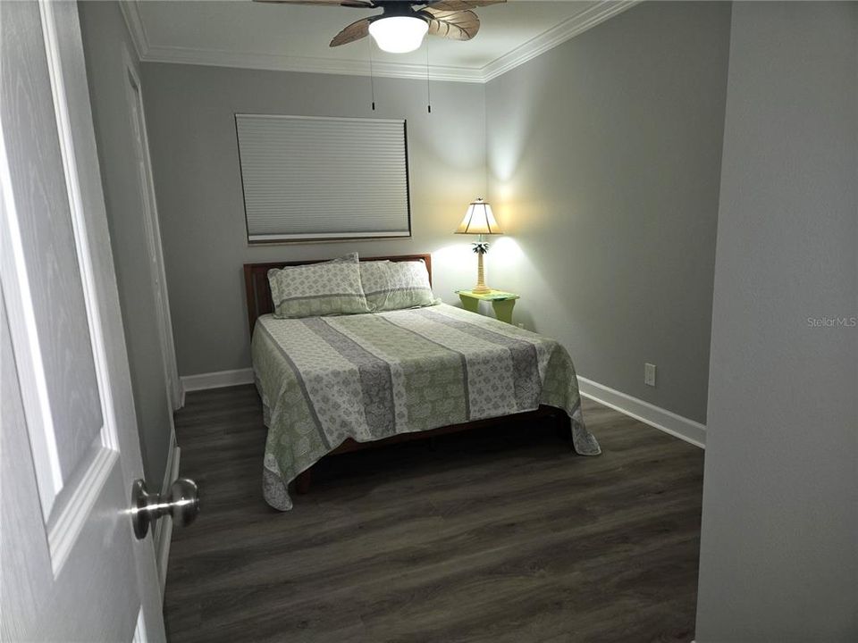 For Sale: $449,900 (2 beds, 2 baths, 865 Square Feet)