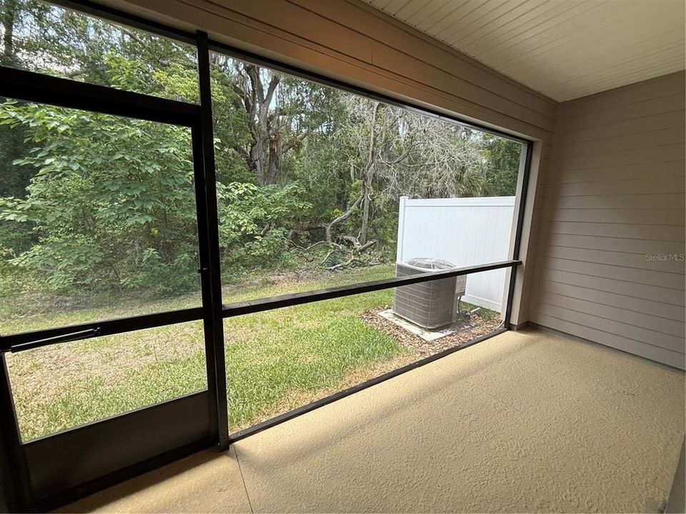 For Rent: $1,800 (3 beds, 2 baths, 1708 Square Feet)
