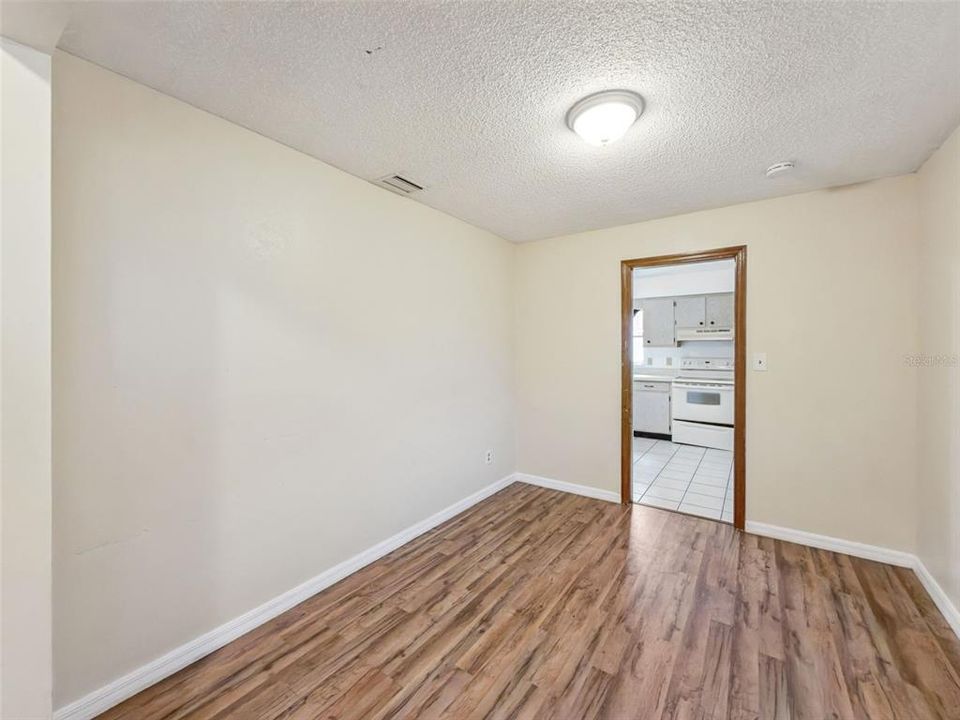 For Sale: $390,000 (4 beds, 2 baths, 1607 Square Feet)