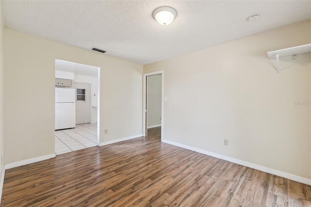 For Sale: $390,000 (4 beds, 2 baths, 1607 Square Feet)