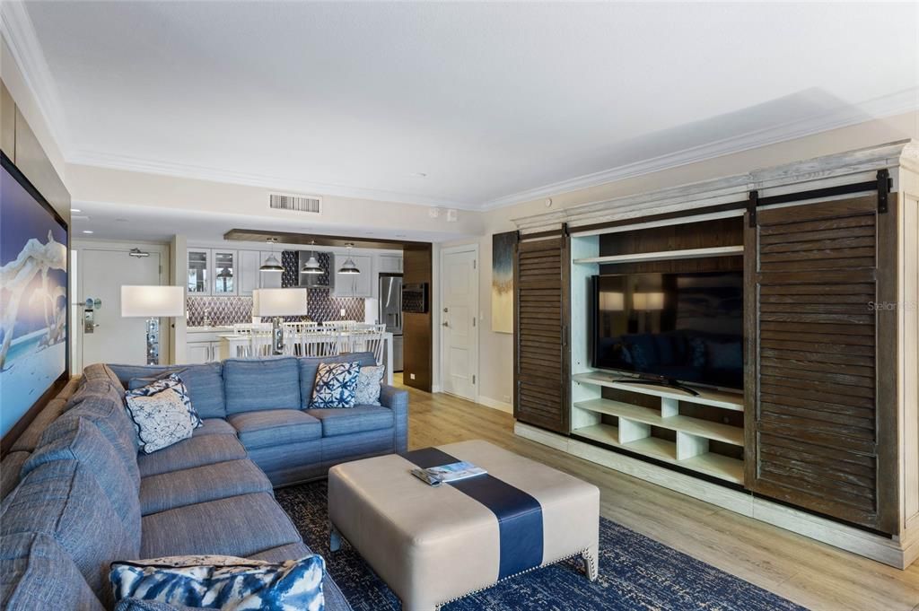 For Sale: $1,950,000 (2 beds, 2 baths, 1399 Square Feet)