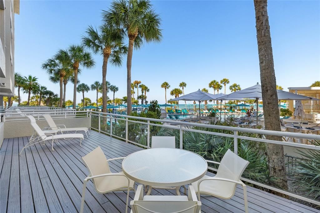 For Sale: $1,950,000 (2 beds, 2 baths, 1399 Square Feet)