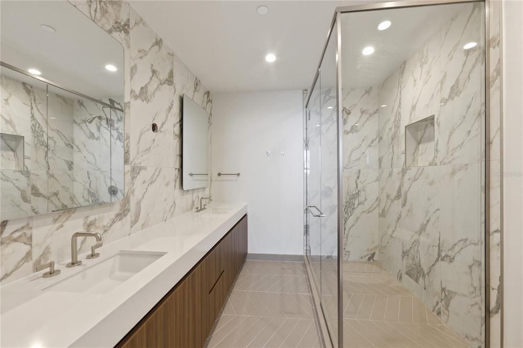 For Rent: $22,500 (3 beds, 3 baths, 2628 Square Feet)