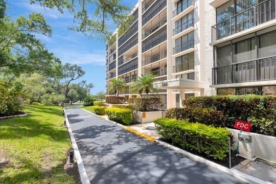 For Sale: $390,000 (2 beds, 2 baths, 1385 Square Feet)