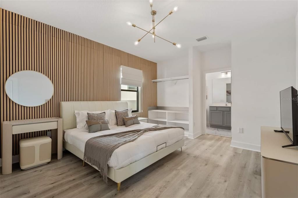 For Sale: $1,799,900 (15 beds, 15 baths, 6303 Square Feet)