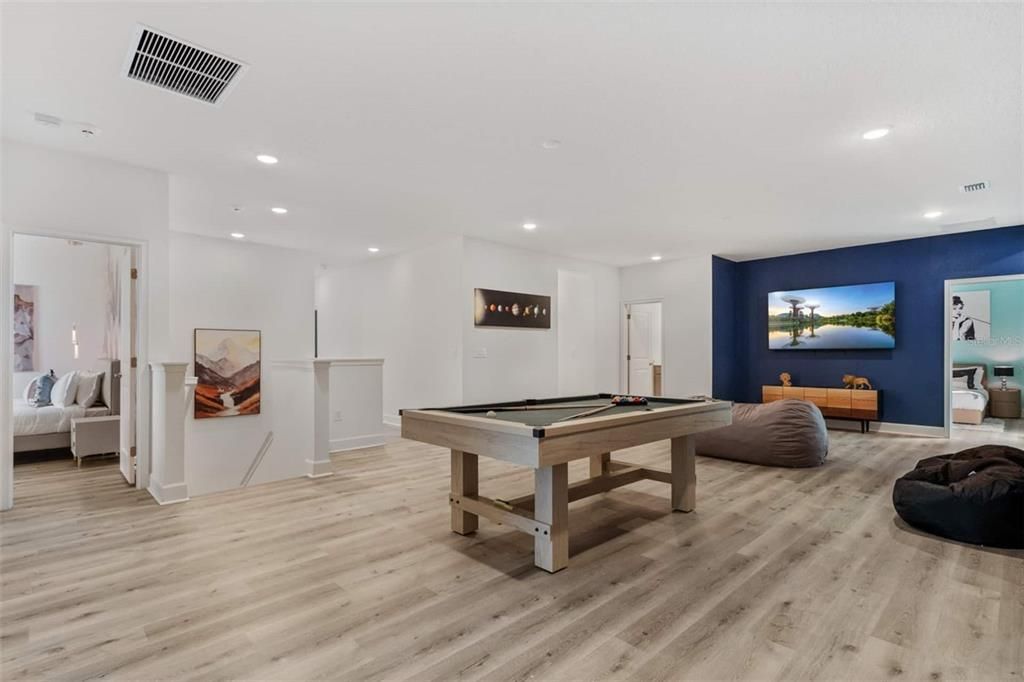 For Sale: $1,799,900 (15 beds, 15 baths, 6303 Square Feet)