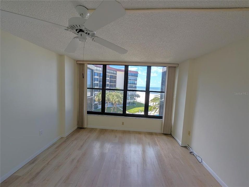 В аренду: $2,675 (2 спален, 2 ванн, 1025 Квадратных фут)