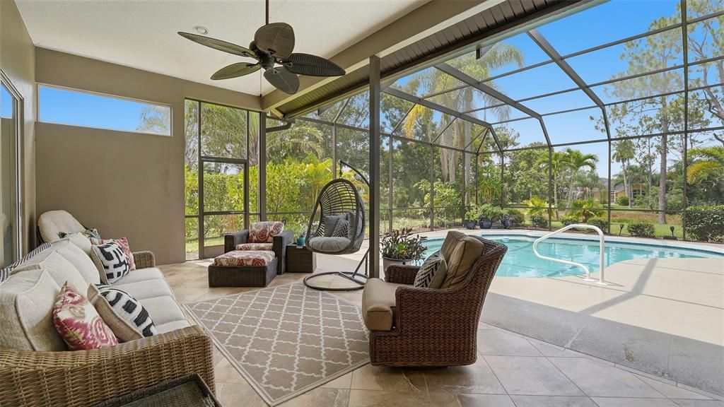 For Sale: $775,000 (4 beds, 3 baths, 2551 Square Feet)