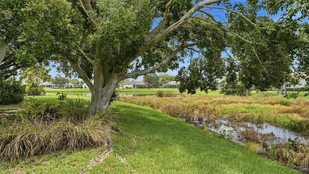 For Sale: $775,000 (4 beds, 3 baths, 2551 Square Feet)