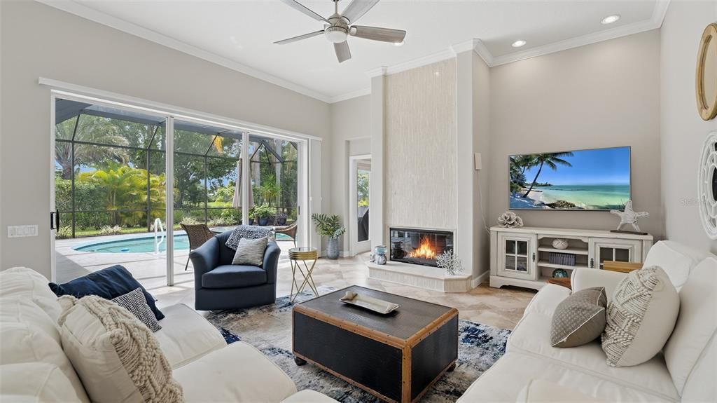 For Sale: $775,000 (4 beds, 3 baths, 2551 Square Feet)
