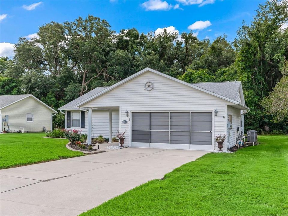 For Sale: $239,900 (3 beds, 2 baths, 1416 Square Feet)