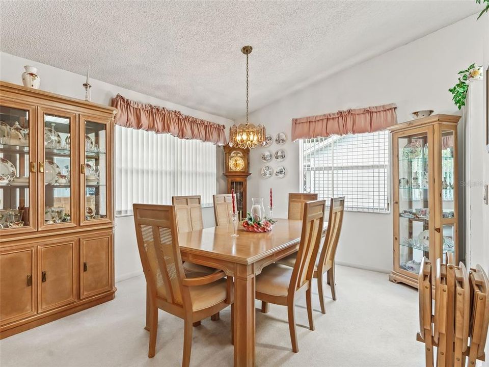 For Sale: $239,900 (3 beds, 2 baths, 1416 Square Feet)
