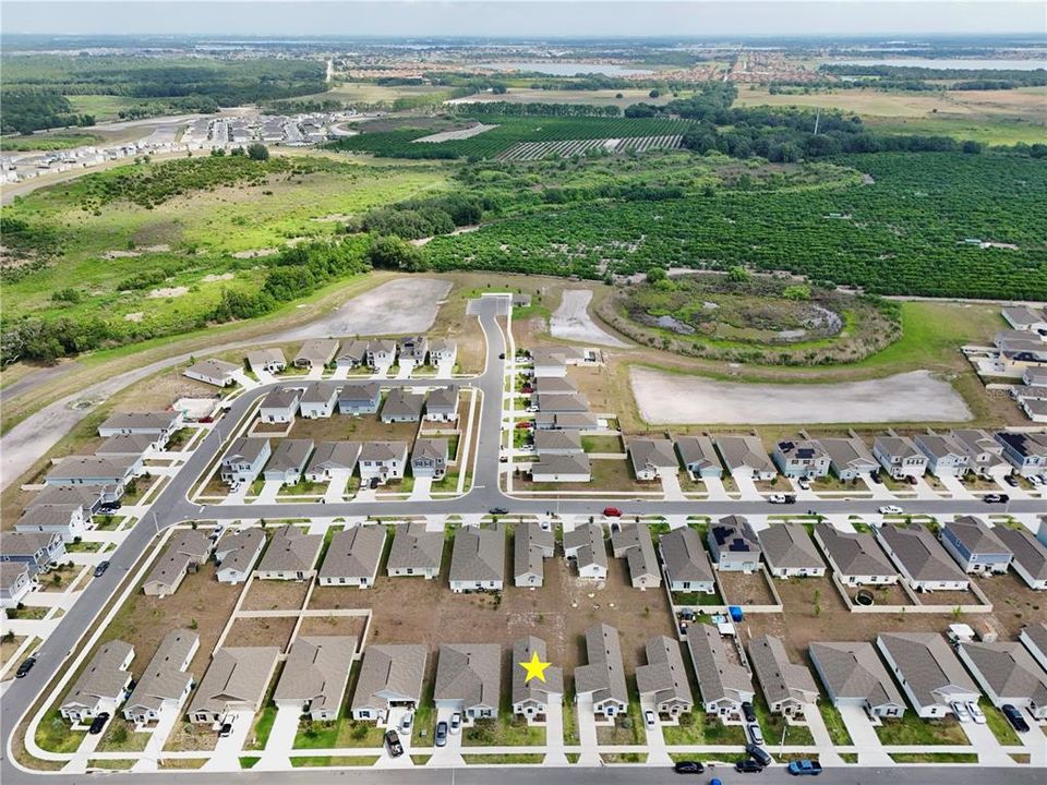 На продажу: $250,000 (3 спален, 1 ванн, 1060 Квадратных фут)