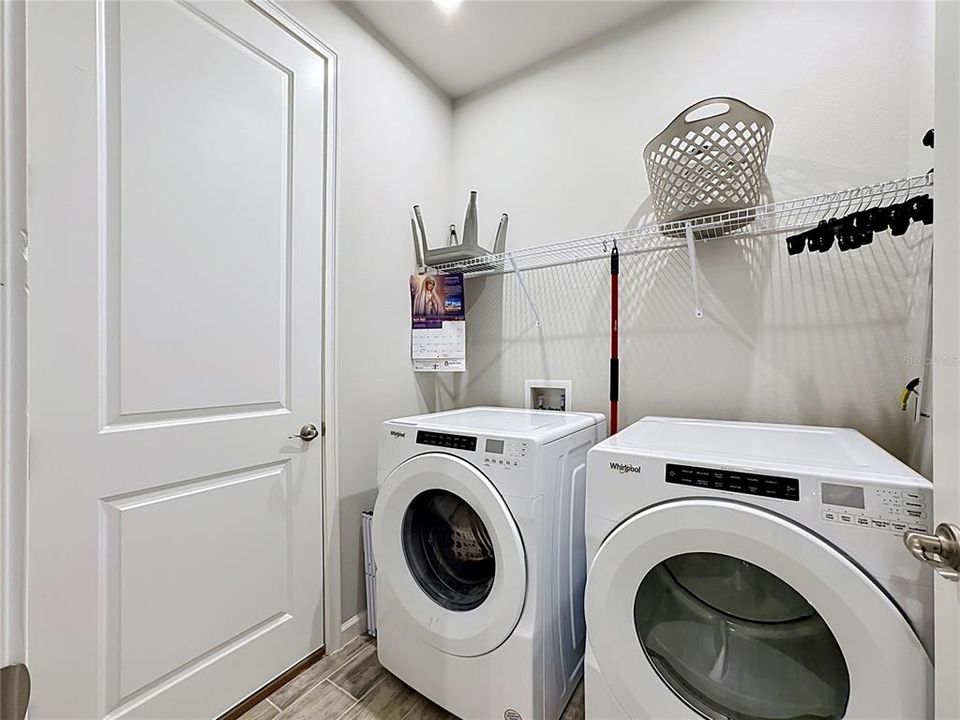 На продажу: $289,000 (3 спален, 2 ванн, 1503 Квадратных фут)