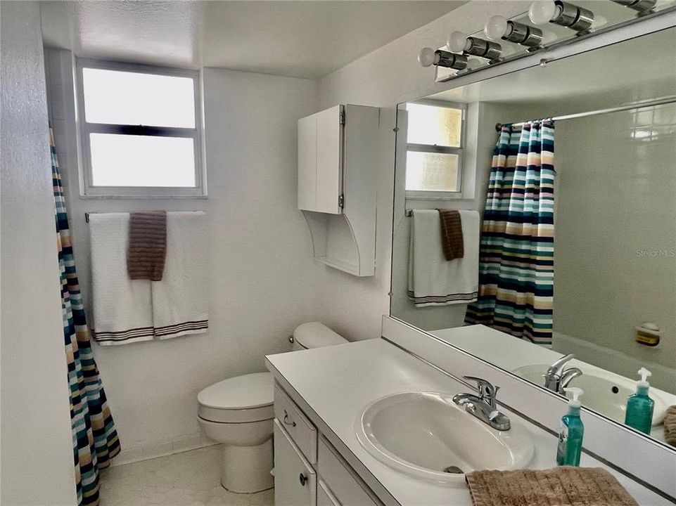For Rent: $1,500 (2 beds, 2 baths, 1190 Square Feet)