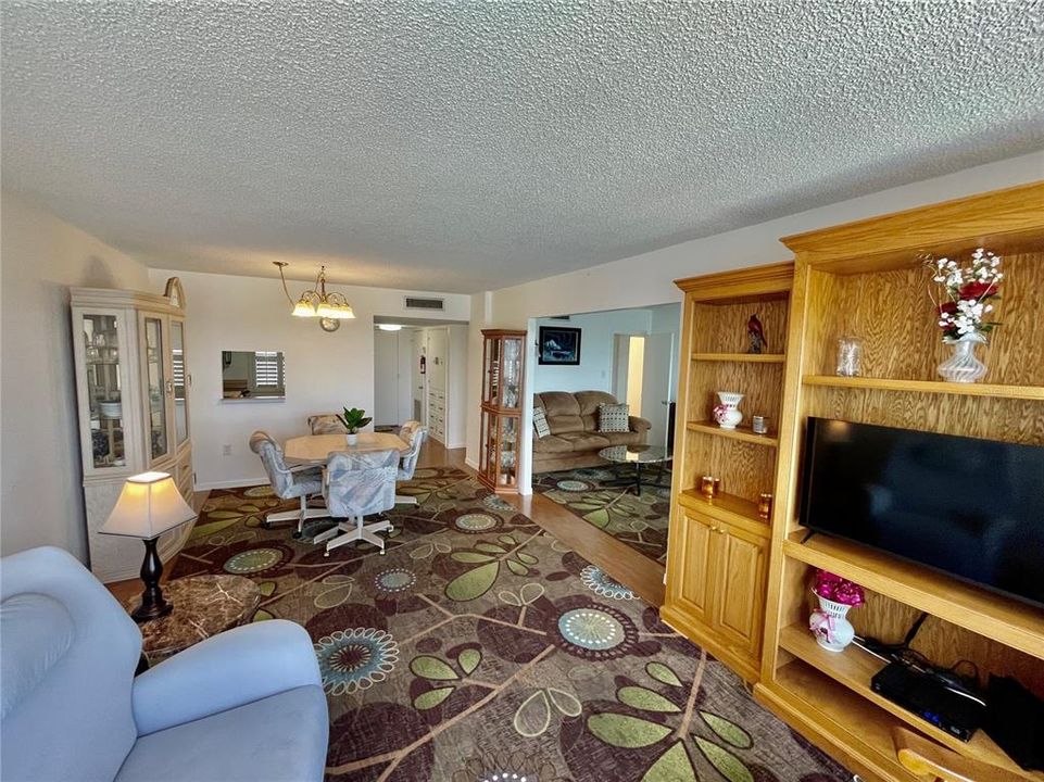 For Rent: $1,500 (2 beds, 2 baths, 1190 Square Feet)