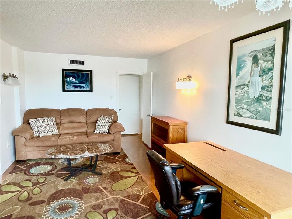 For Rent: $1,500 (2 beds, 2 baths, 1190 Square Feet)