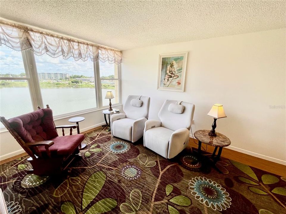 For Rent: $1,500 (2 beds, 2 baths, 1190 Square Feet)