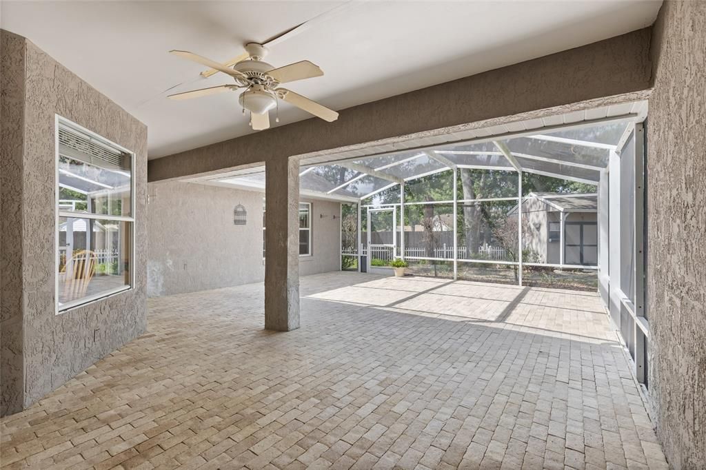 Active With Contract: $378,000 (3 beds, 2 baths, 1871 Square Feet)