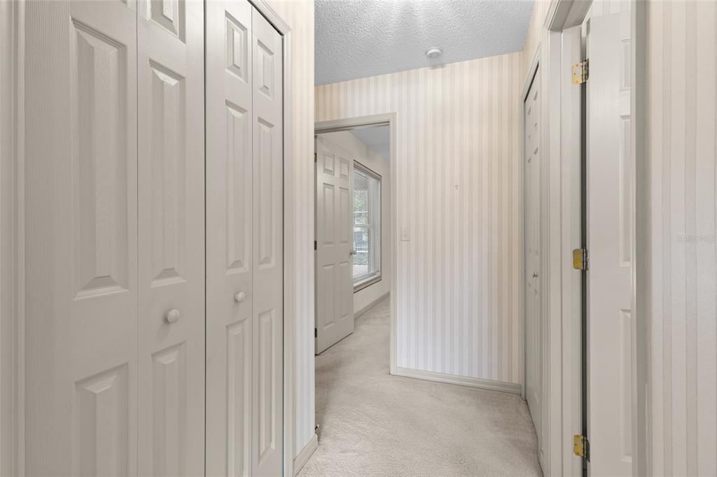 Active With Contract: $378,000 (3 beds, 2 baths, 1871 Square Feet)