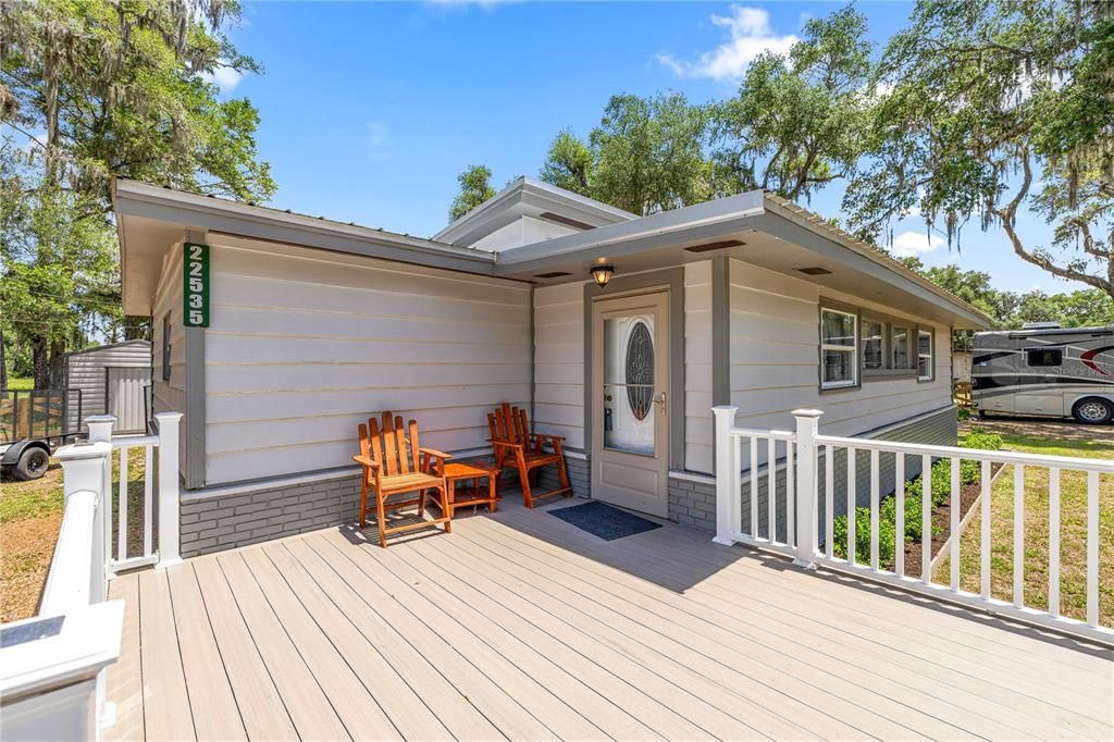 For Sale: $325,000 (2 beds, 1 baths, 1225 Square Feet)