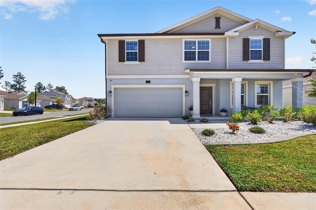 For Sale: $474,900 (5 beds, 2 baths, 2869 Square Feet)