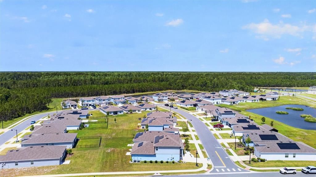 For Sale: $474,900 (5 beds, 2 baths, 2869 Square Feet)