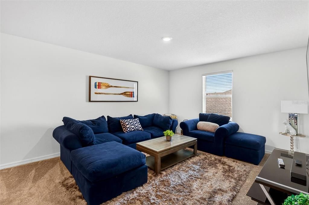 For Sale: $474,900 (5 beds, 2 baths, 2869 Square Feet)