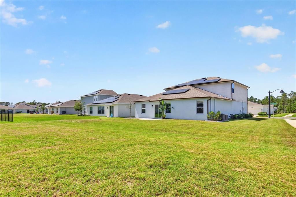 For Sale: $474,900 (5 beds, 2 baths, 2869 Square Feet)