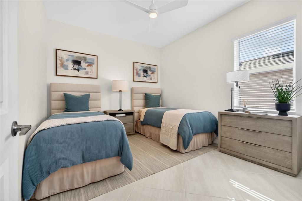 En Venta: $875,000 (3 camas, 3 baños, 2651 Pies cuadrados)