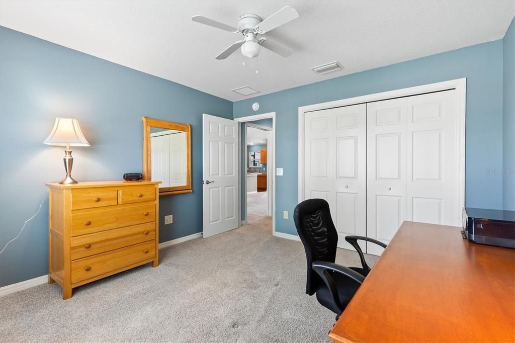 For Sale: $315,000 (3 beds, 2 baths, 1352 Square Feet)