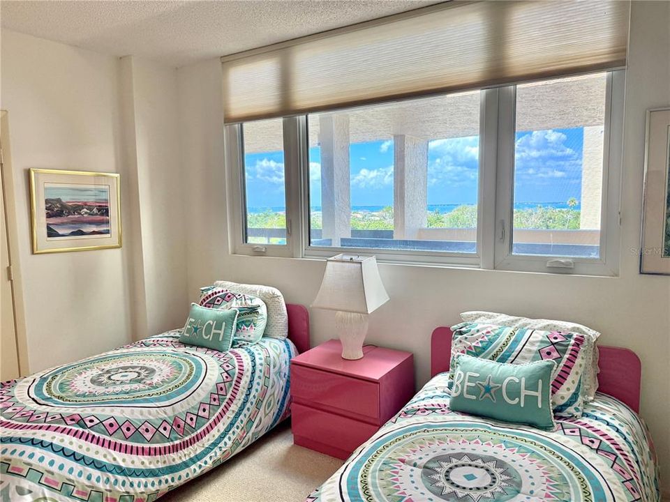 For Sale: $1,175,000 (2 beds, 2 baths, 1503 Square Feet)