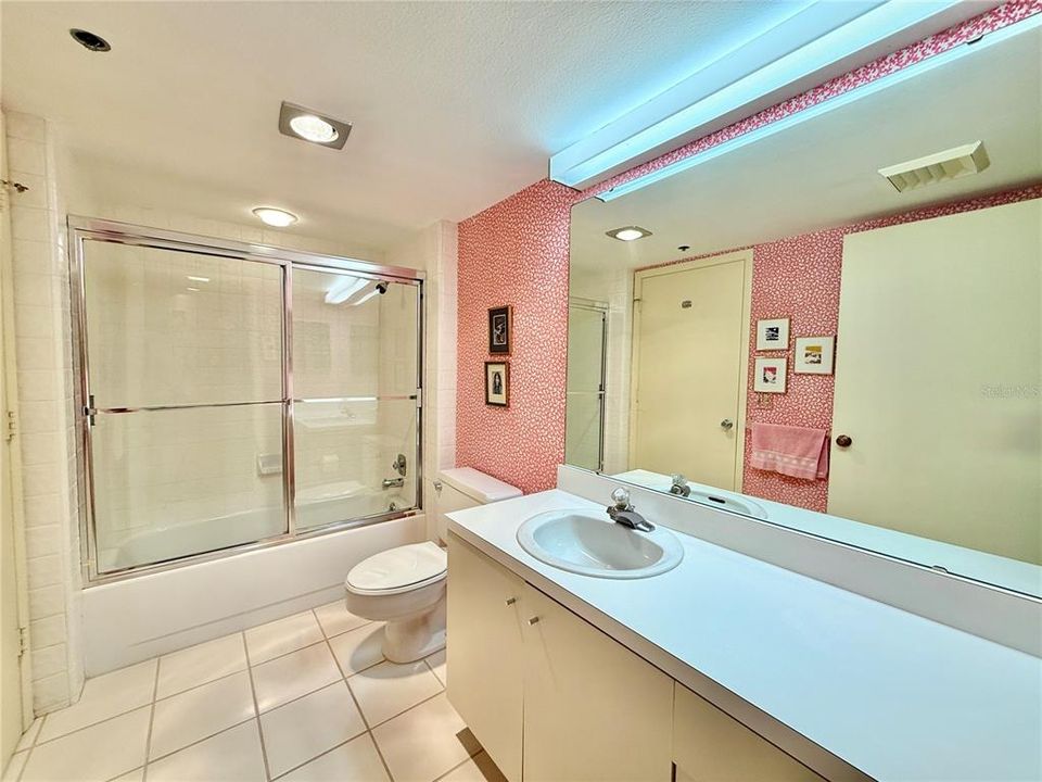 For Sale: $1,175,000 (2 beds, 2 baths, 1503 Square Feet)