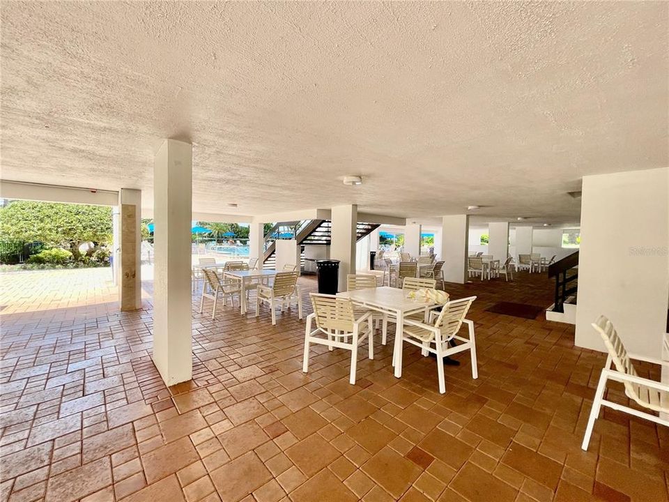 For Sale: $1,175,000 (2 beds, 2 baths, 1503 Square Feet)