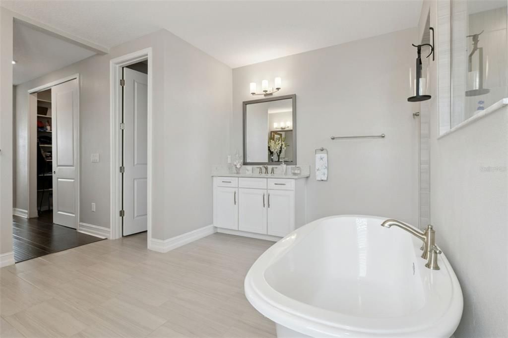 For Sale: $1,699,900 (3 beds, 3 baths, 3182 Square Feet)