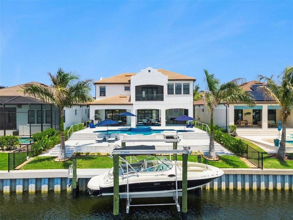 For Sale: $1,699,900 (3 beds, 3 baths, 3182 Square Feet)