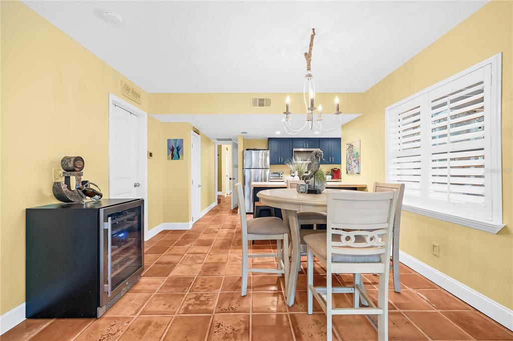 For Sale: $999,999 (4 beds, 3 baths, 2764 Square Feet)