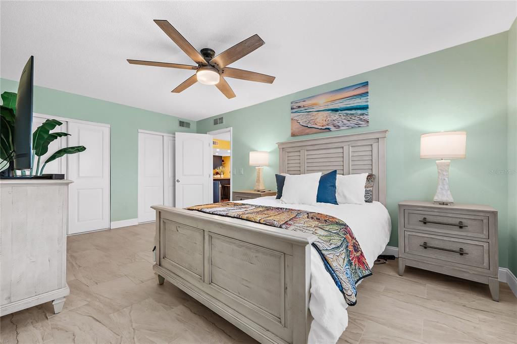 For Sale: $999,999 (4 beds, 3 baths, 2764 Square Feet)