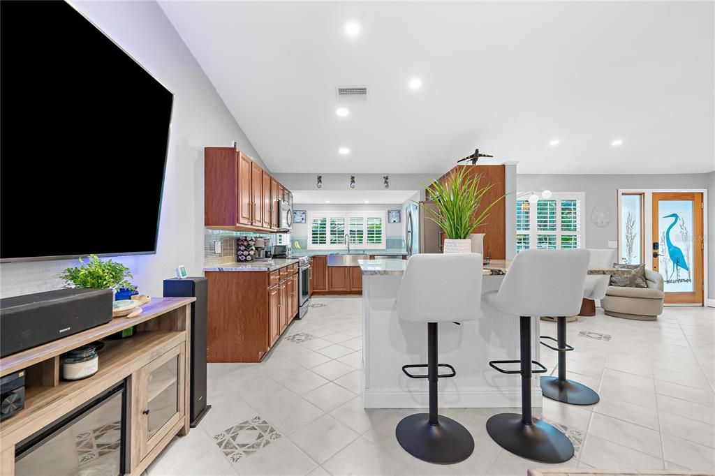 For Sale: $999,999 (4 beds, 3 baths, 2764 Square Feet)