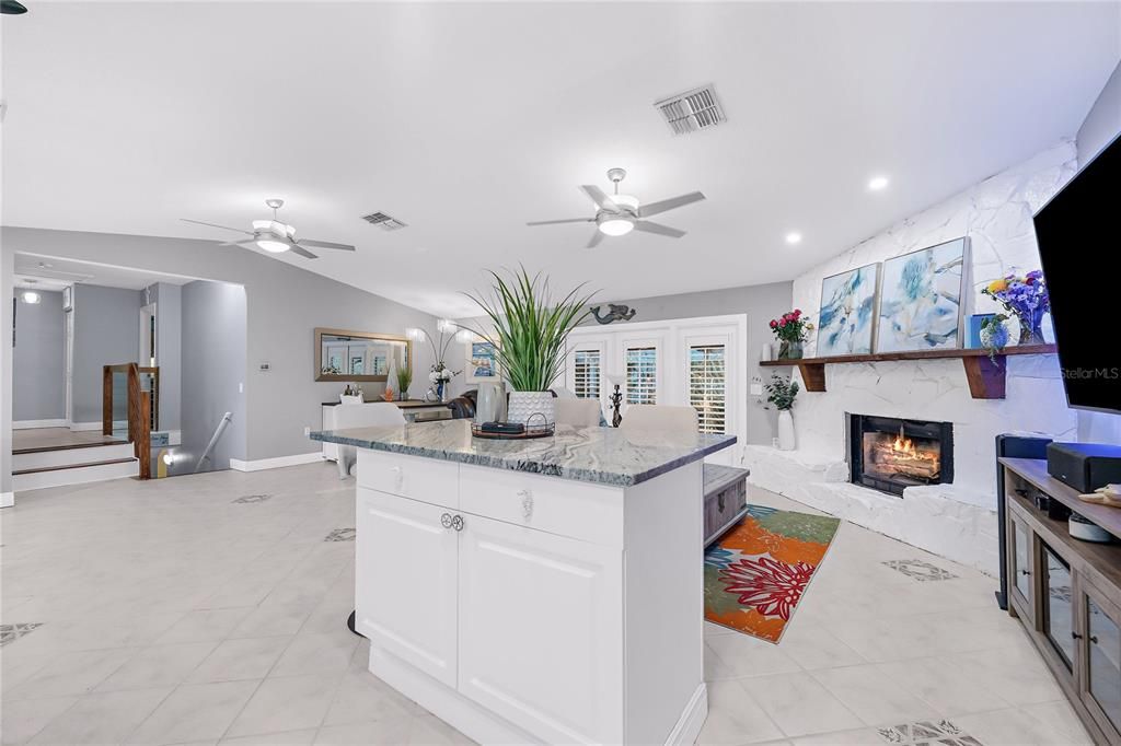For Sale: $999,999 (4 beds, 3 baths, 2764 Square Feet)