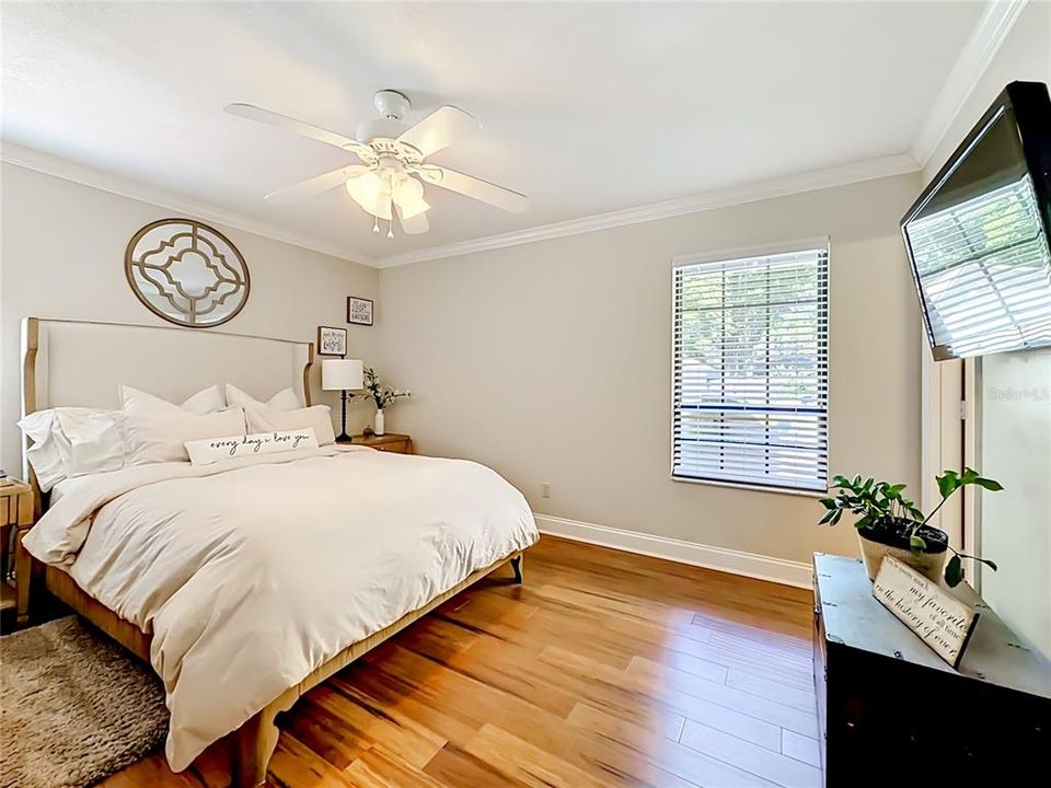 Active With Contract: $369,900 (3 beds, 2 baths, 1572 Square Feet)