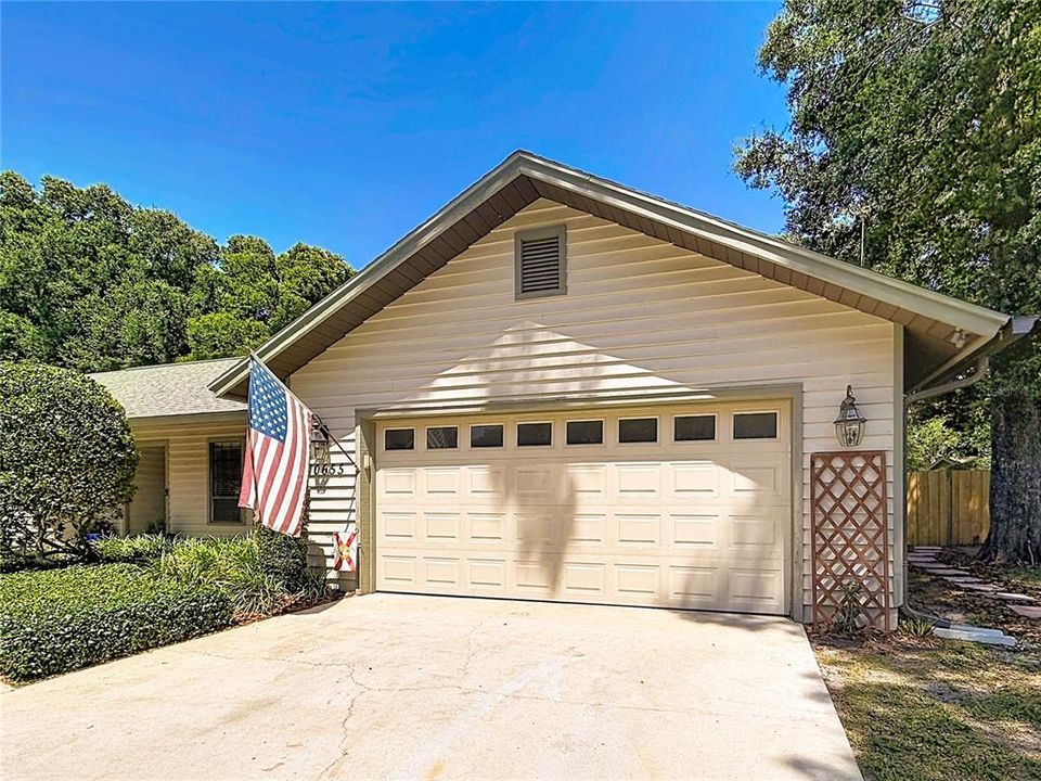 Active With Contract: $369,900 (3 beds, 2 baths, 1572 Square Feet)