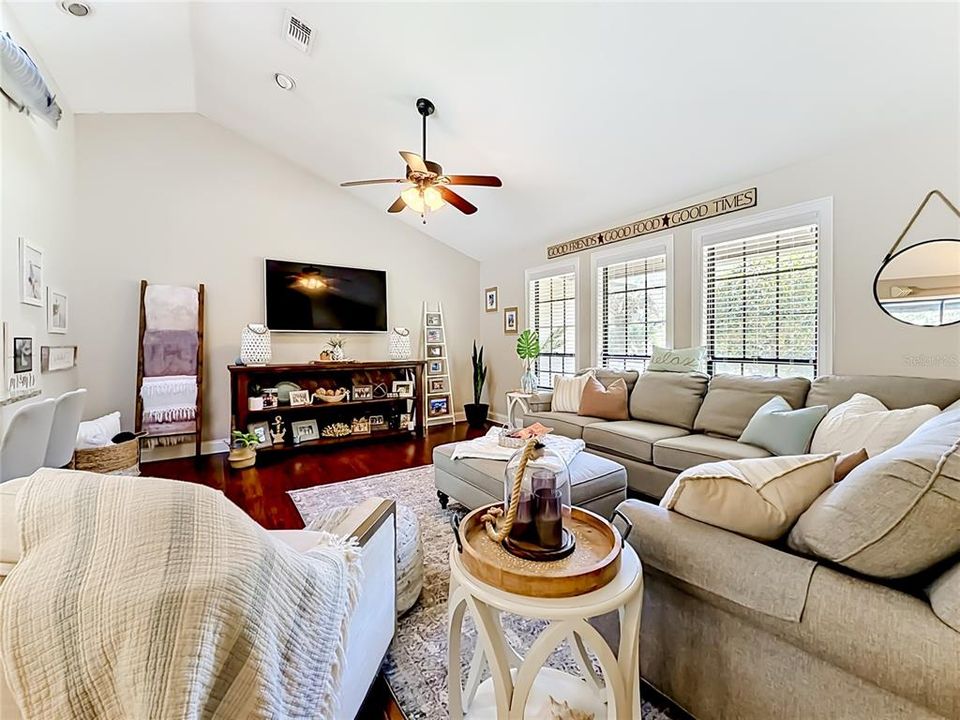 Active With Contract: $369,900 (3 beds, 2 baths, 1572 Square Feet)