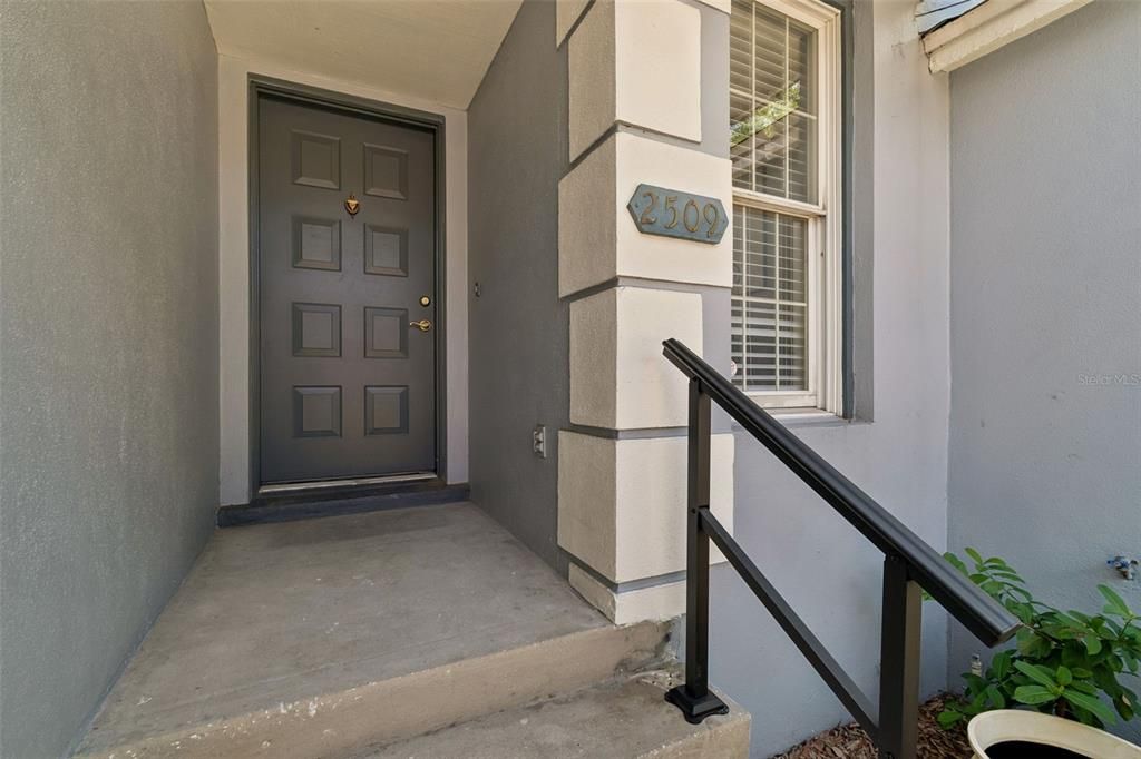 For Rent: $3,200 (2 beds, 2 baths, 1486 Square Feet)