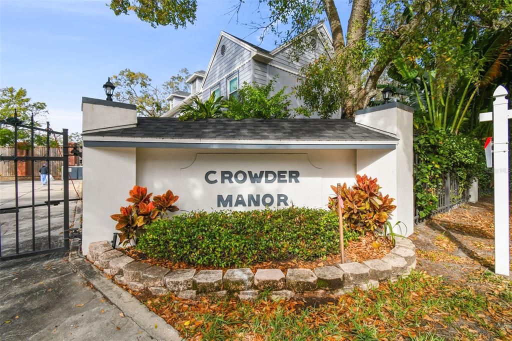 For Rent: $3,200 (2 beds, 2 baths, 1486 Square Feet)