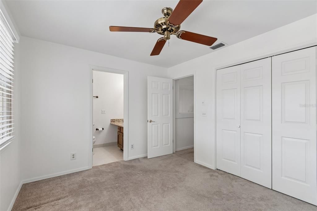 For Rent: $3,200 (2 beds, 2 baths, 1486 Square Feet)