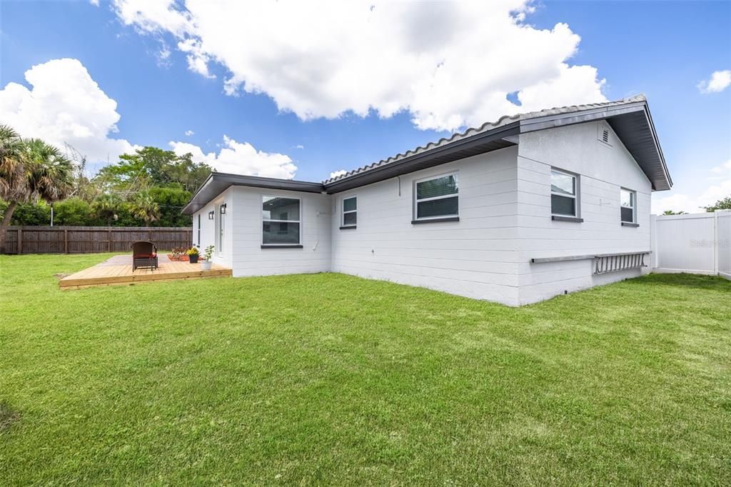 For Sale: $549,000 (3 beds, 2 baths, 1498 Square Feet)